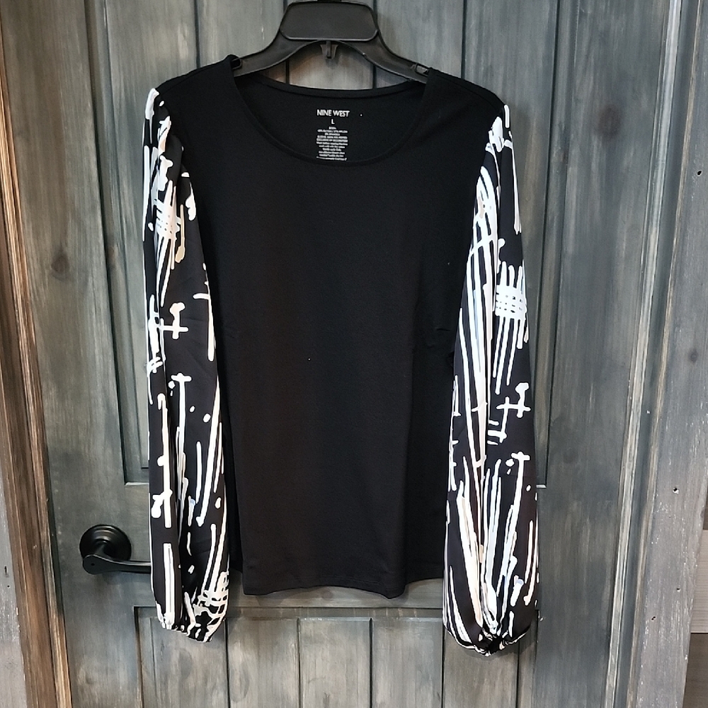 Nine West Artistic Black and White Top